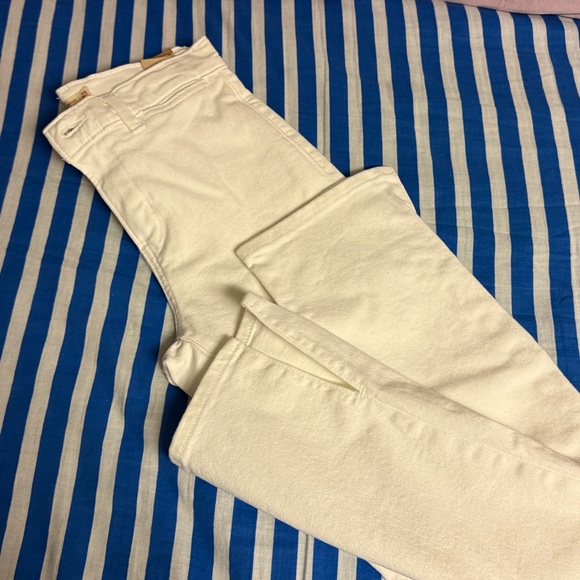 Levi's Women's Cream Straight Leg Jeans - Picture 4 of 6